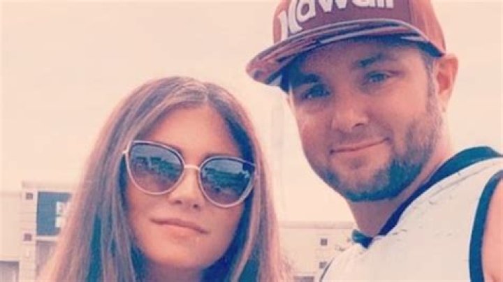 Are Sabrina and Jethro still together?
