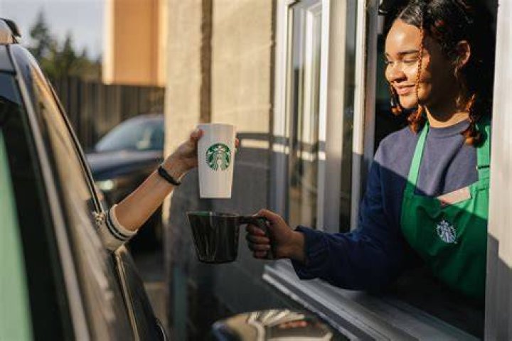 Are you supposed to tip Starbucks drive through?
