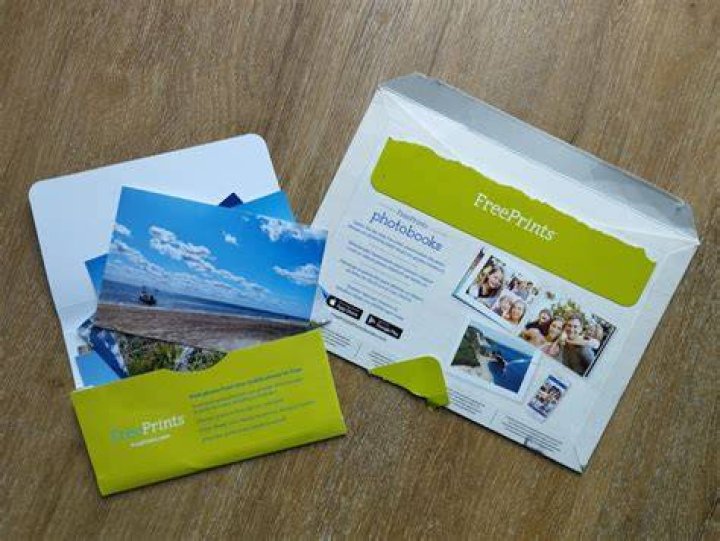 Do you have to pay for shipping on FreePrints?