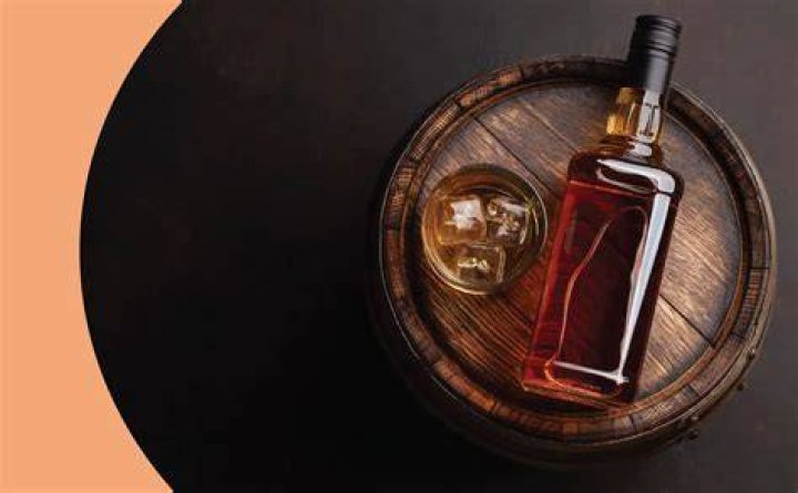 Is cognac a light or dark liquor?